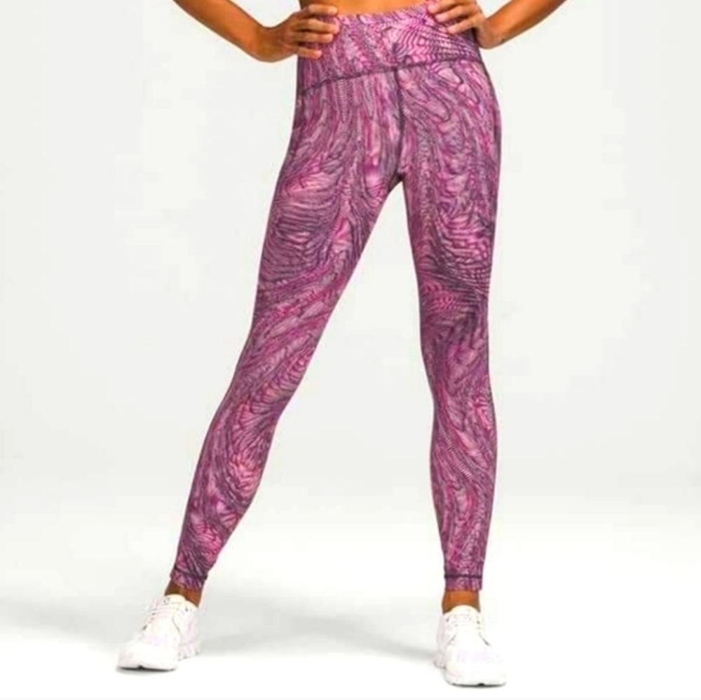 EUC $128 Lululemon Swift Speed HR Tight  Dimensional Sonic Pink Size 4 - Picture 6 of 7
